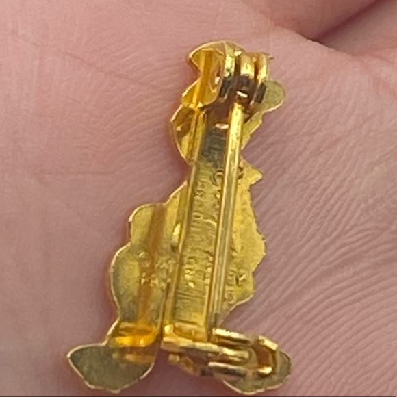 Vintage Disney Donald Duck Enamel Pin - Picture 3 of 5